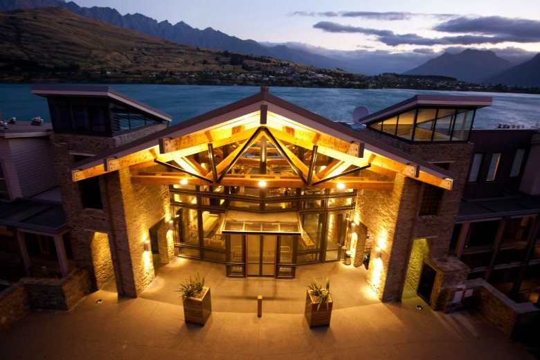 The Rees Hotel Queenstown at night