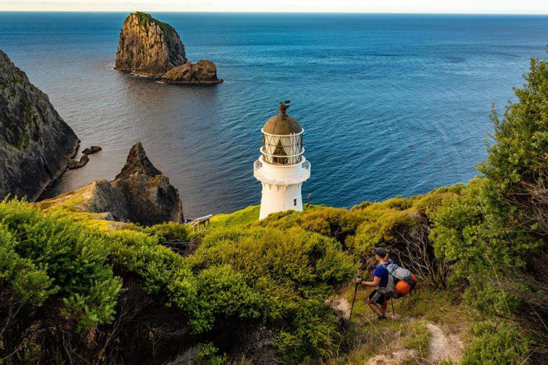 The Cape Brett Lighthouse and Cape Brett Track walk are high on our list of recommended activities in the Bay of Islands.